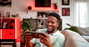 Acer Nitro Blaze Link streaming handheld with Acer gaming laptop