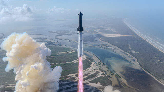 SpaceX Starship V3 liftoff SpaceX Starship V3 liftoff