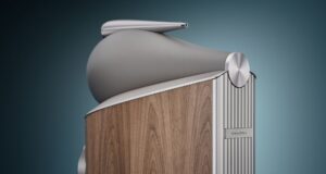 Bowers & Wilkins 800 Series Diamond D5 flagship floorstanding loudspeaker in a premium finish.