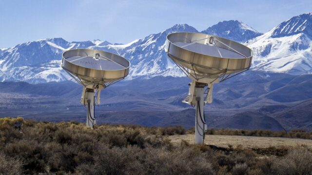deep-synoptic-array-nevada-hero Deep Synoptic Array prototype dishes for Caltech's Nevada radio telescope project