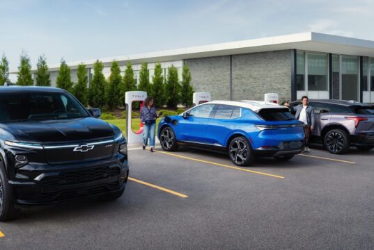 GM Energy Pass: Chevrolet EVs charging at Tesla Supercharger stalls