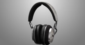 Noble FoKus Artemis wireless headphones press image