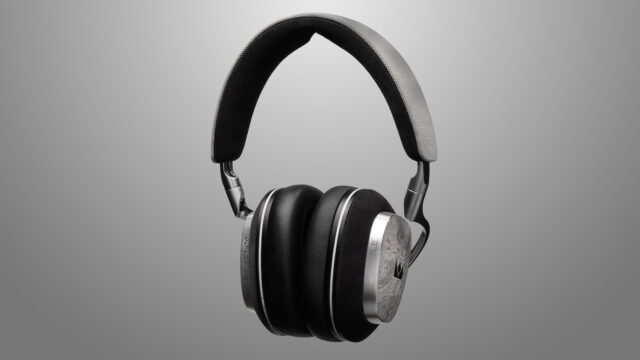 Noble FoKus Artemis wireless headphones press image