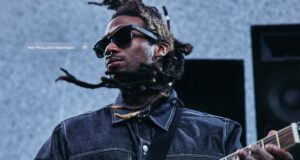 Meta Quietly Pulls Face Recognition Code From Its Smart Glasses App Meta face recognition story: a musician wearing Ray-Ban Meta smart glasses