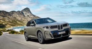 BMW iX5 Brings 435 Miles of Range to the X5 Lineup BMW iX5 60 xDrive official press image showing the electric BMW X5 and iX5 lineup.