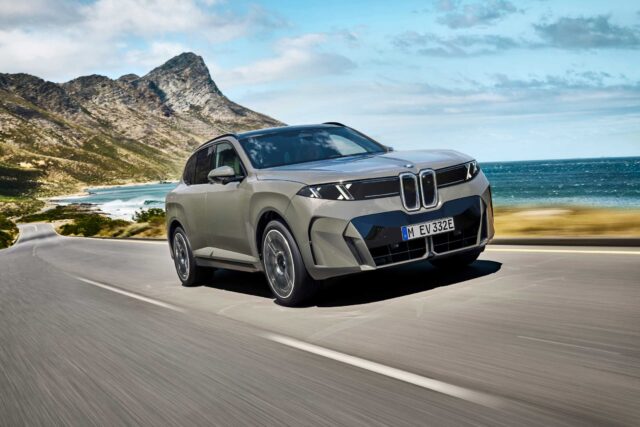 BMW iX5 60 xDrive official press image BMW iX5 60 xDrive official press image showing the electric BMW X5 and iX5 lineup.