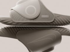 Nike Air Zoom Hyperslide Heats and Vibrates Your Feet After Workouts Nike Air Zoom Hyperslide recovery slides with Hyperice heat and vibration pods