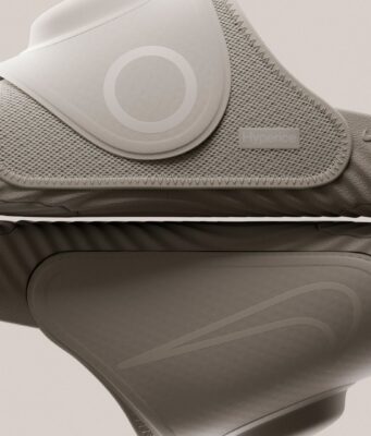 Nike Air Zoom Hyperslide Heats and Vibrates Your Feet After Workouts Nike Air Zoom Hyperslide recovery slides with Hyperice heat and vibration pods