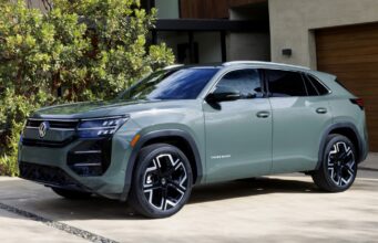 2027 Volkswagen Atlas Cross Sport exterior masthead